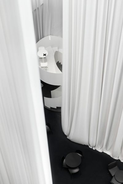 Curtain Systems, SG 6970, Colorama 2, Havas Village, Lisbon, Portugal