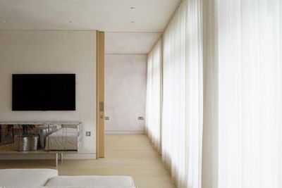 Curtain Systems, SG 6465, Polyflax, Centre Point Residence, London, United Kingdom