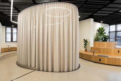 Curtain Systems, SG 6100, Colorama 2 Multicolour, HUBB Biologiezentrum Universität Wien, Vienna, Austria